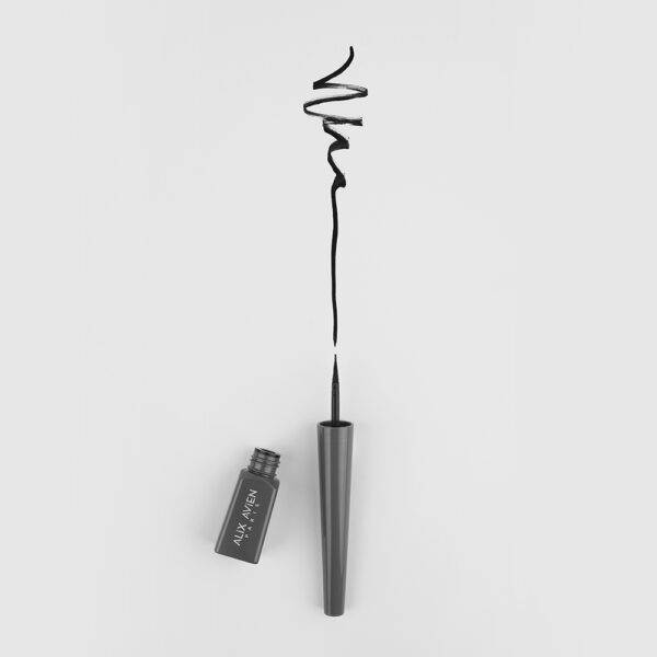 Black-Matte-Dipliner-Concept_www.alixavien.comco