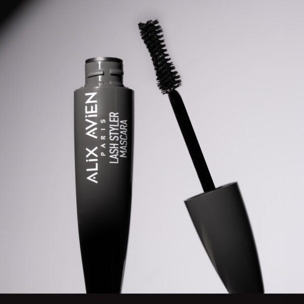 Lash-Styler-Mascara-1-min_www.alixavien.com.co